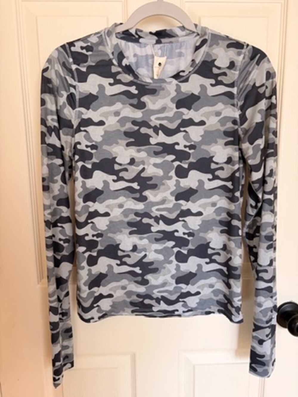 Spiritual Gangster Camo Long Sleeve Yoga Top M